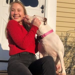 Meet your Posher, Lilly